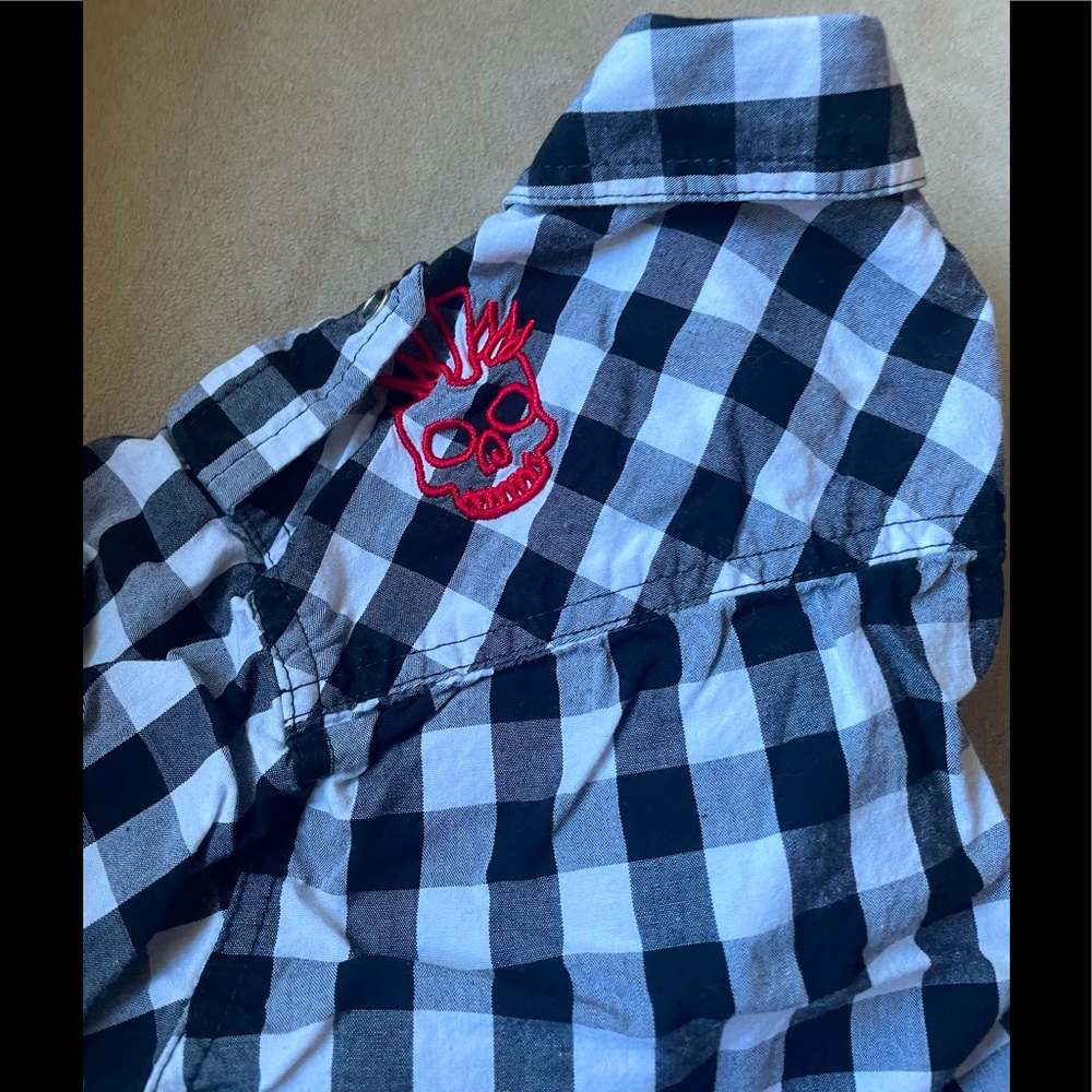 💰 checkered dress shirt